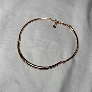 Elegant Gold Women's Necklace